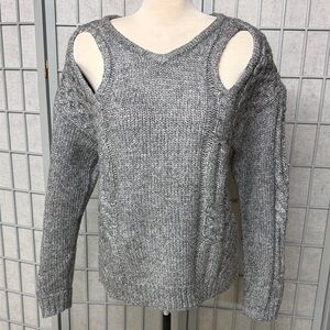 OAK + FORT Gray V-Neck Cold Shoulder Sweater, XXS-XS